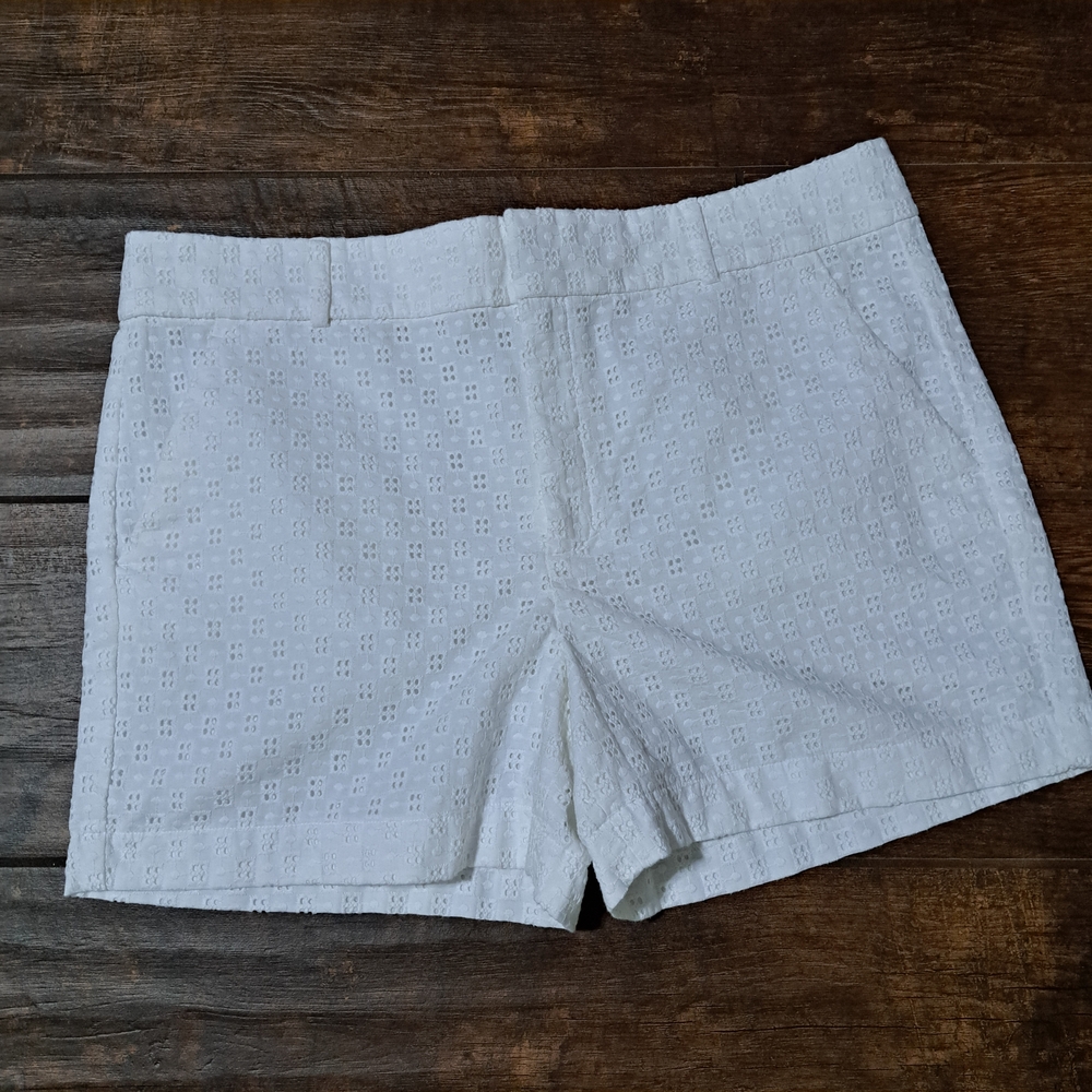 Banana Republic White Eyelet Women Shorts